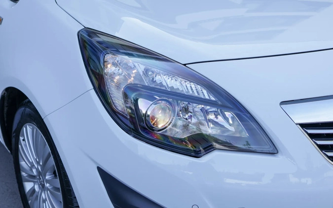Opel Meriva cena 27900 przebieg: 174111, rok produkcji 2011 z Radom małe 631